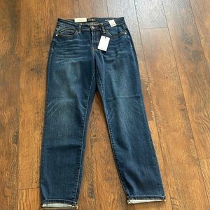 *NEW* JUDY BLUE MID RISE BOYFRIEND FIT JEANS